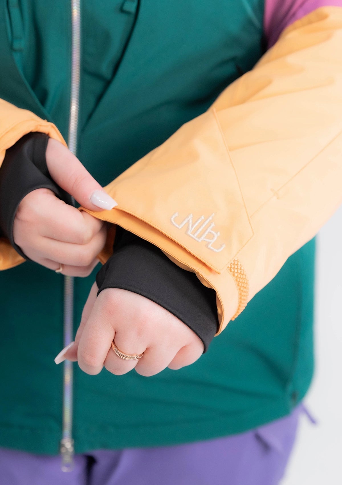 Pop Block - Anna Snow Jacket - Nobody's Princess #colour_pop block