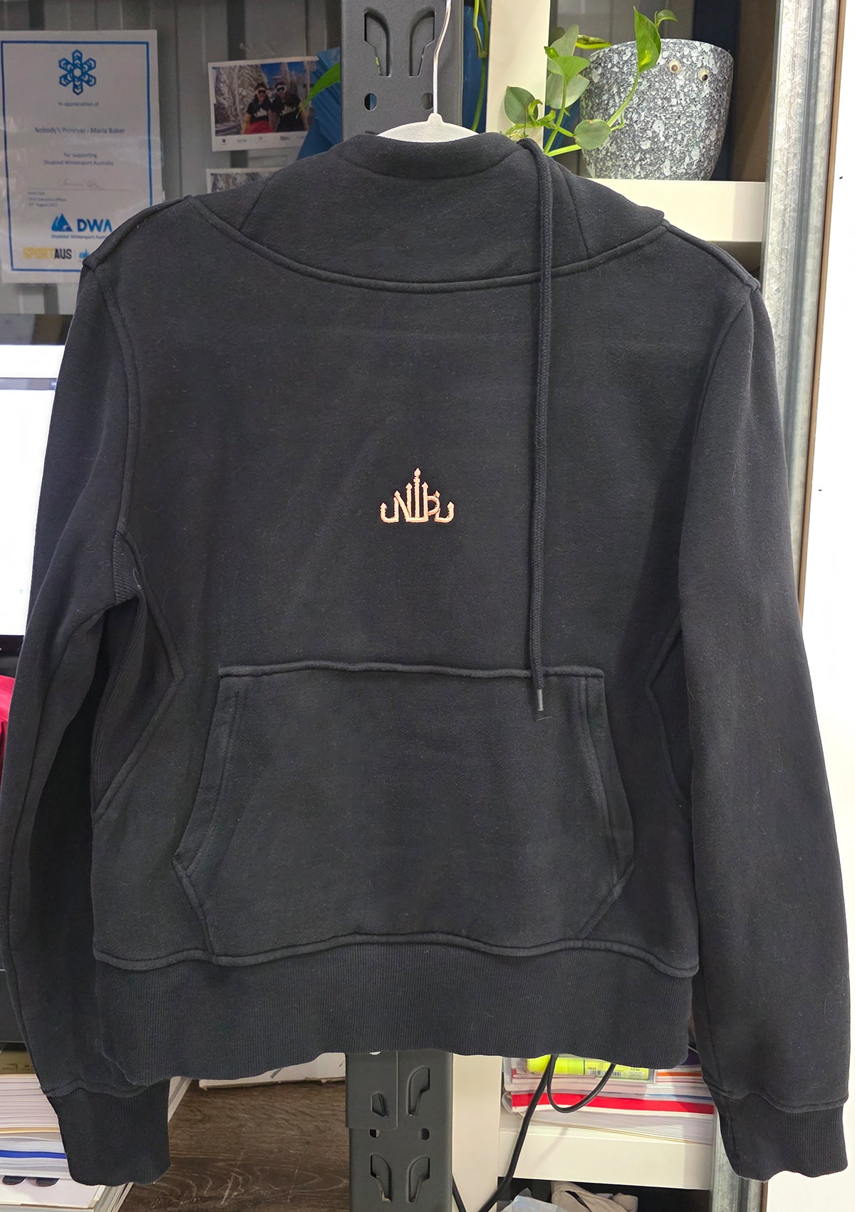 Hoodie - Black - AU10/US6