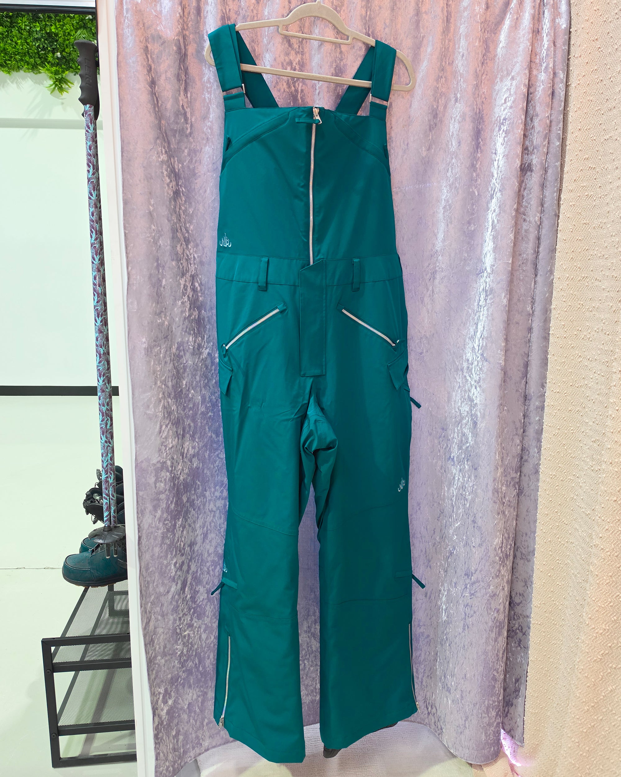 Mila Snow Bib Moss - Regular - AU22/US3X (Ex-Photoshoot)