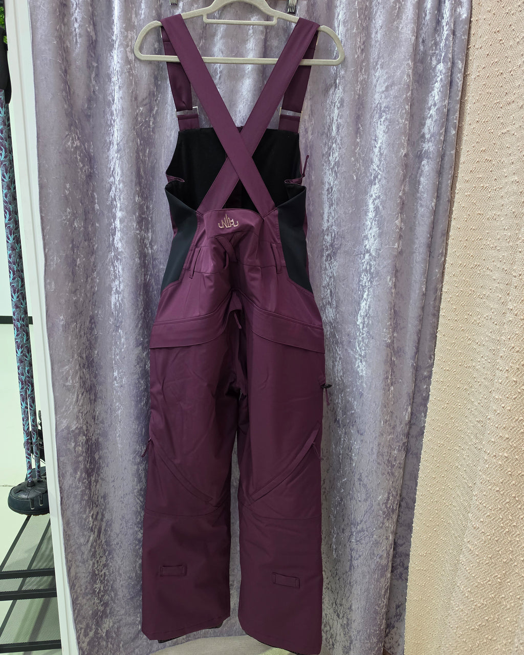 Zali Snow Bib Plum - Regular - AU14/US10 (Ex-Photoshoot)
