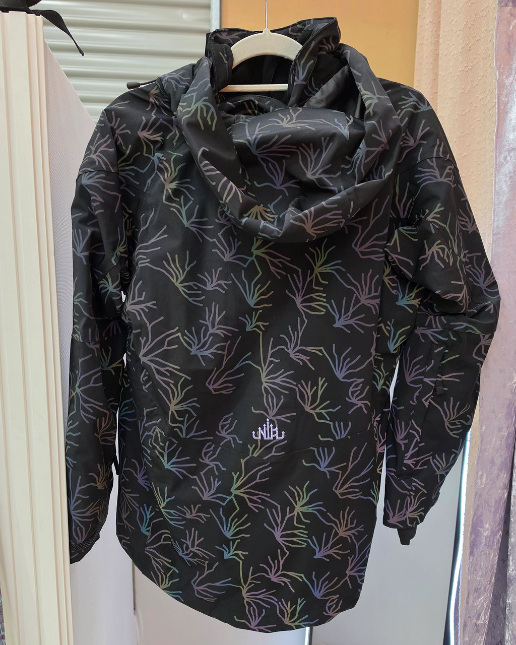 Anna Jacket Iridescent Gum  - AU8/US4 (Ex-Demo)