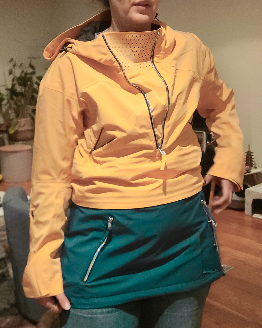 Sesi Anorak Apricot/Lumi - AU12/US8 (Early Prototype)
