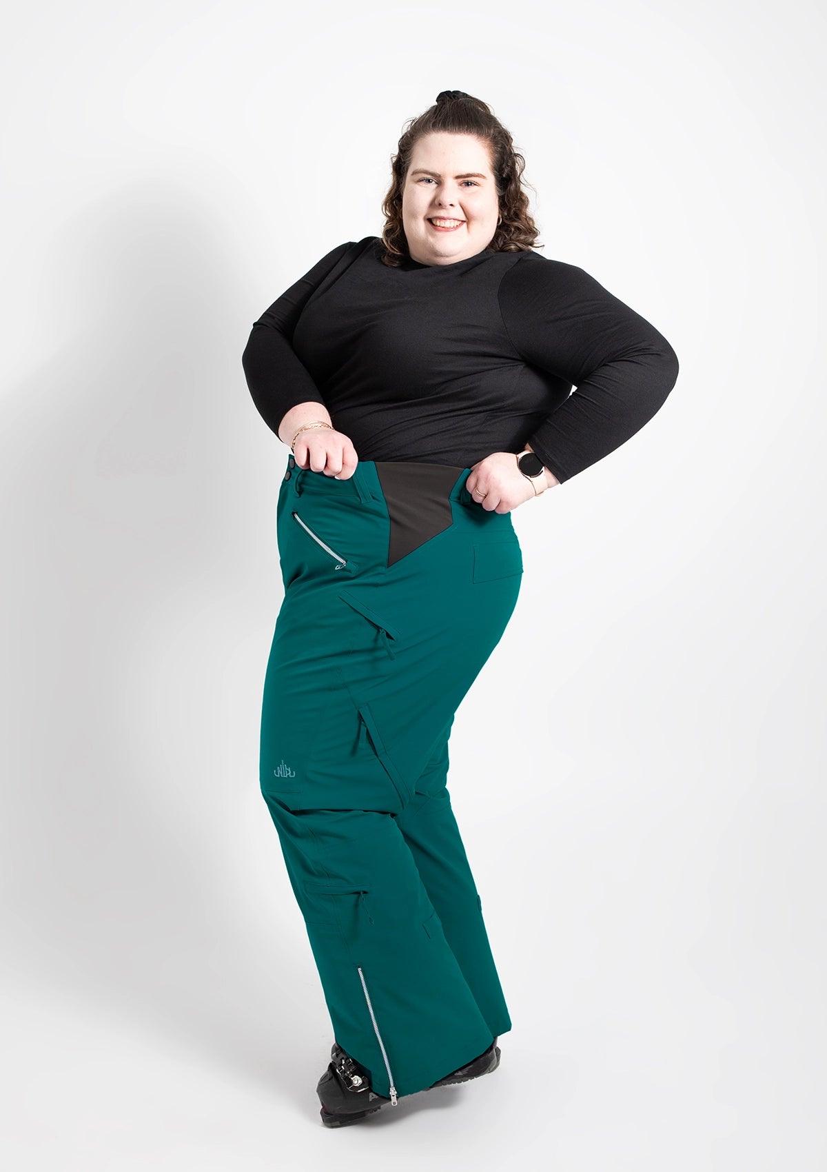 Moss - Mila Snow Pant TALL - Nobody's Princess  $Jess is wearing size AU24/US20 #colour_moss