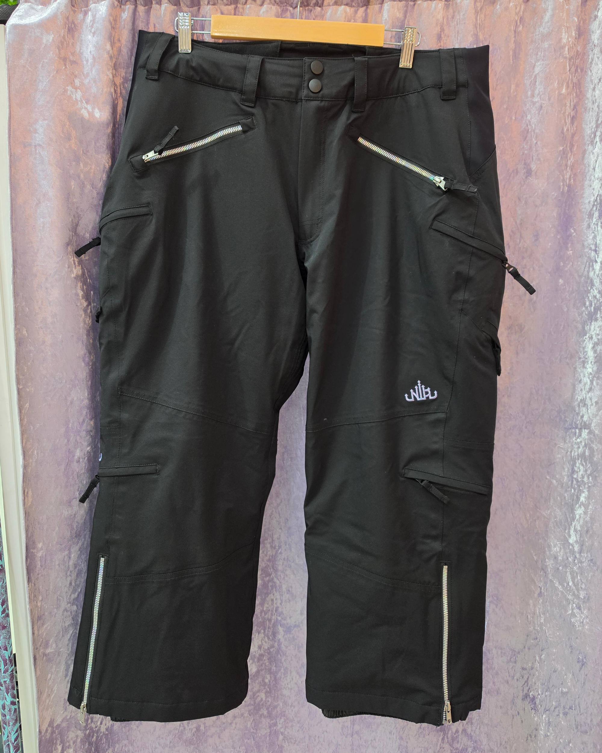 Zali Snow Pant Black - Short - AU16/US12 (Small Fault)