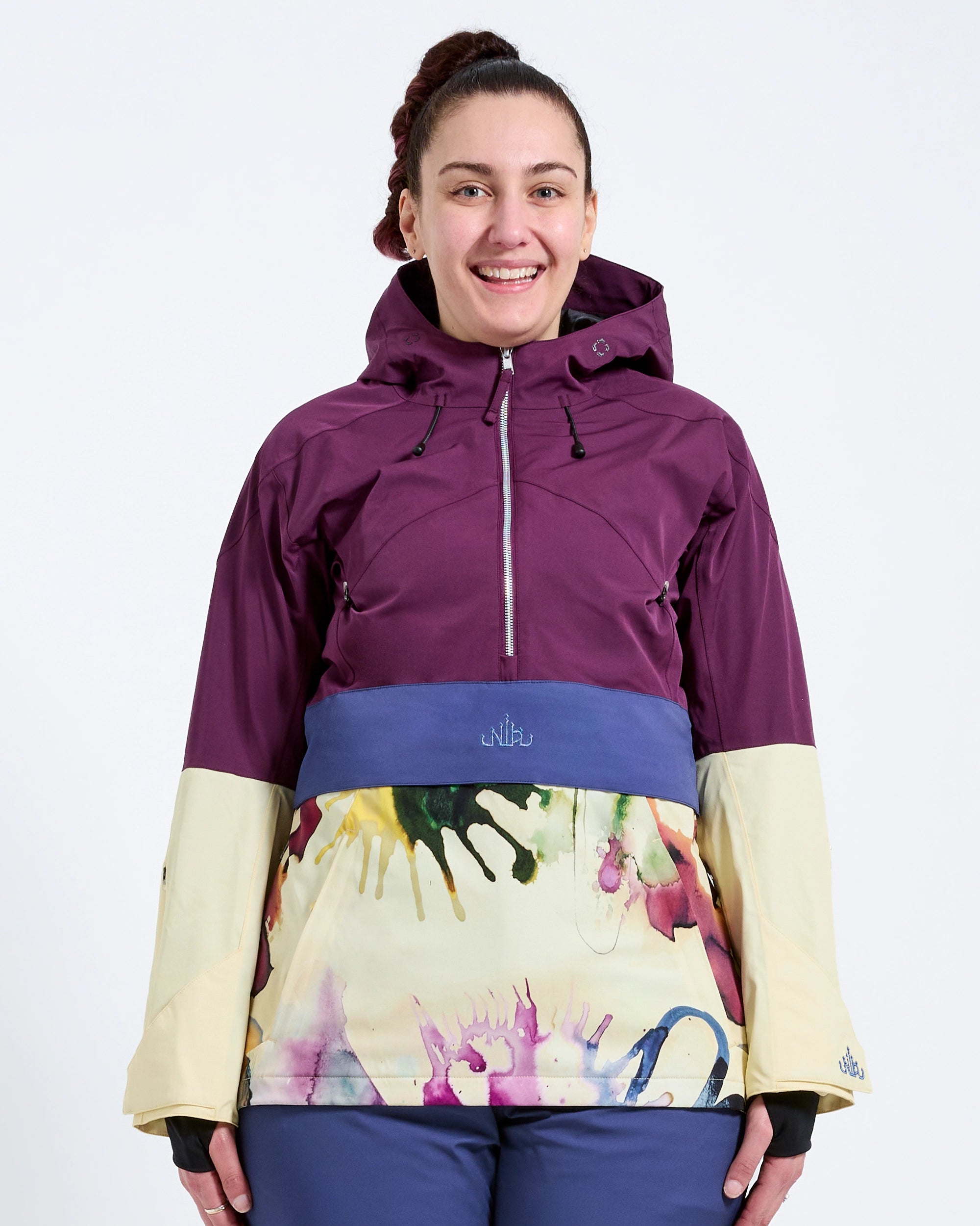 Hope - Sesi Snow Anorak - Nobody's Princess $Maria is wearing size AU12/US28 #colour_hope