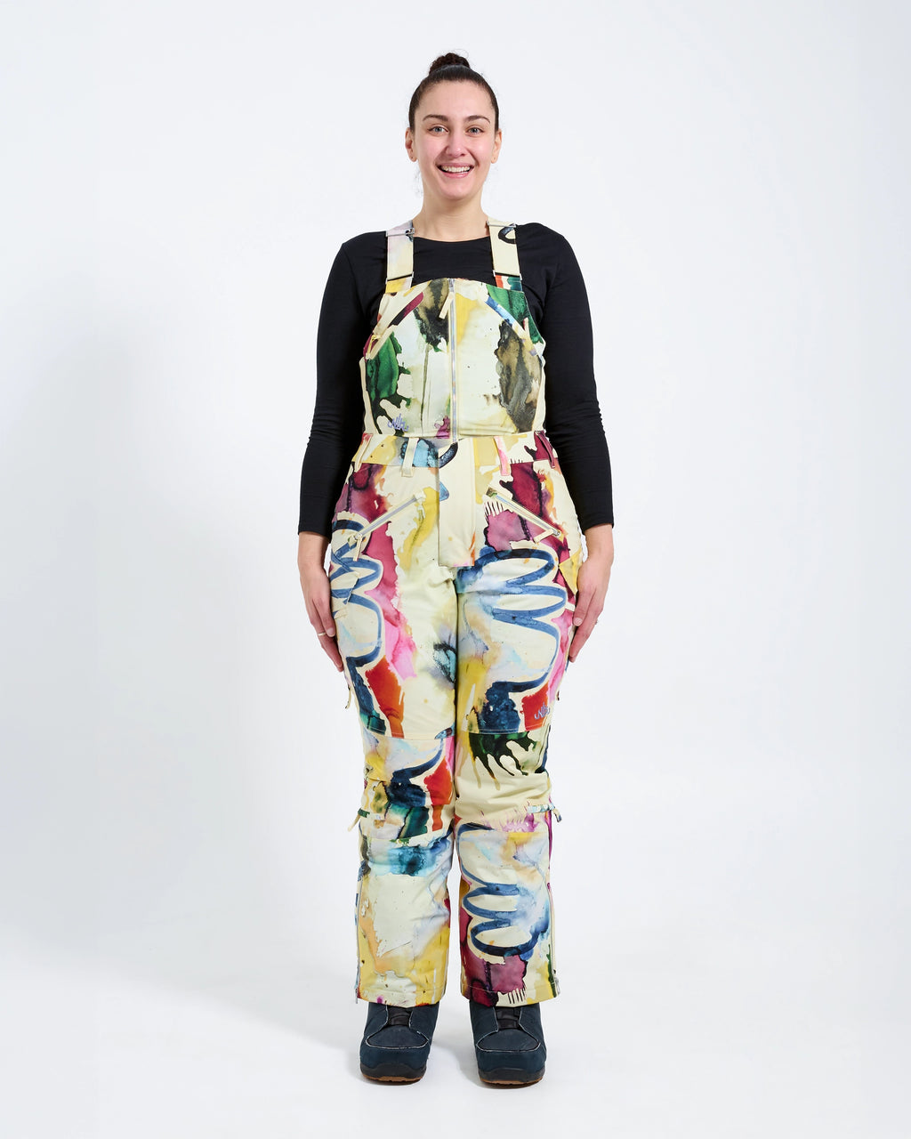 Hope - Zali Snow Bib REGULAR - Nobody's Princess $Maria is wearing size AU14/US10 #colour_hope